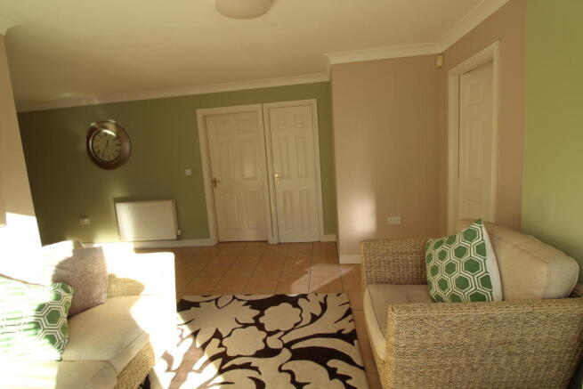 Open Plan Lounge/ Kitchen Area