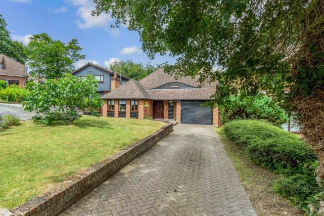 Driveway/Parking