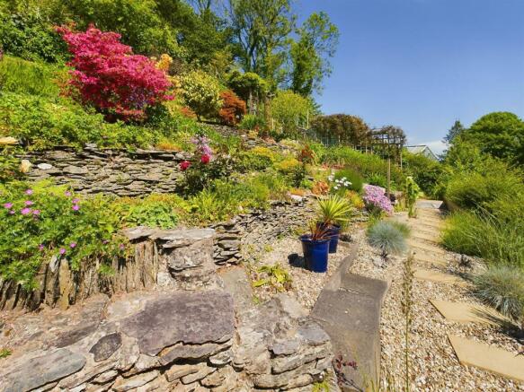 Garden 2.jpg