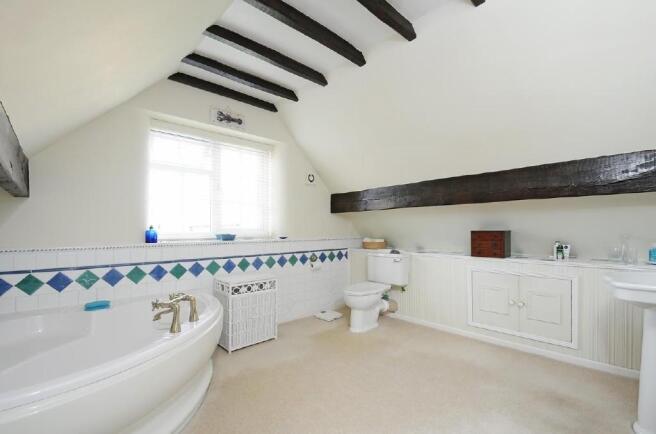 Bathroom en suite