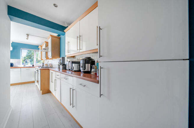 1356384-16-68c924...