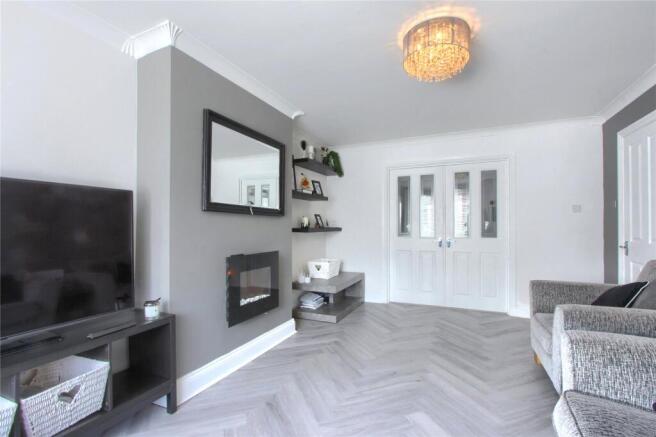 3 bed Semi-Detached for sale Image 5