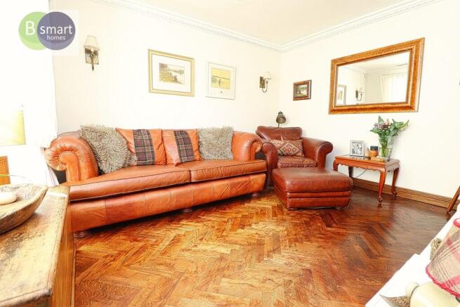 4 bed Detached Bungalow for sale Image 6