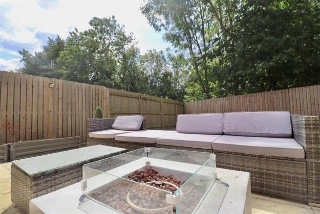 4 bed Detached for sale Image 7