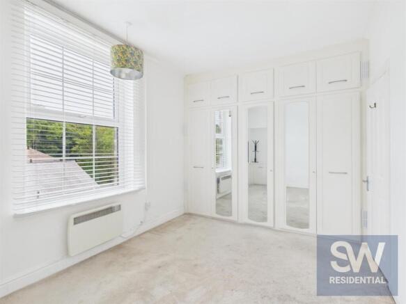 2 bed Apartment for sale Image 6