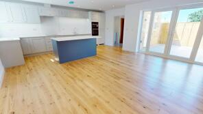 90, Caernarvon Road, Cheltenham GL51 3JR