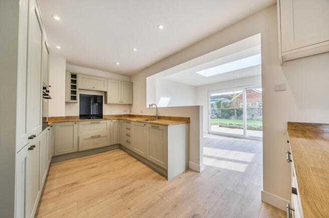 1347954-9-68bf0e2...