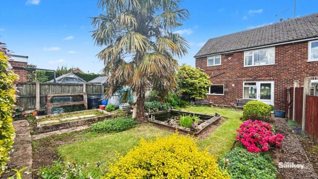 Fairholme Drive, Mansfield, NG19 photo 4