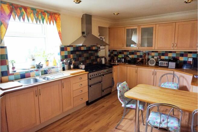 Kitchen / Breakfast