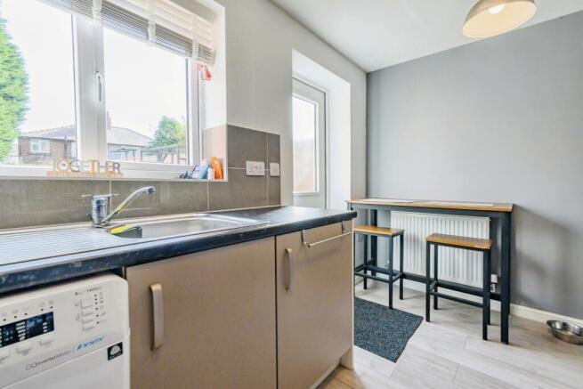Kitchen/Dining Room