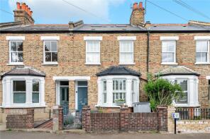 32, Gothic Road, Twickenham TW2 5EH
