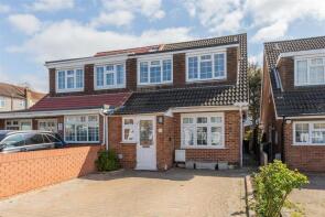 2, Tryfan Close, Ilford IG4 5JX
