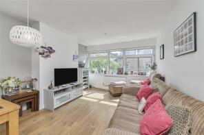 15, Balham New Road, London SW12 9PH