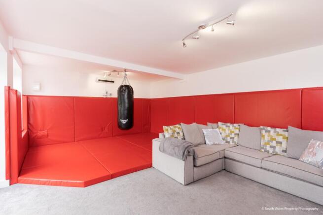 48 Porthkerry Road, Rhoose-SWPP-HR-91