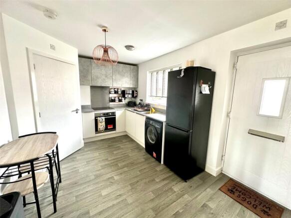 2 bed Terraced for sale Image 3