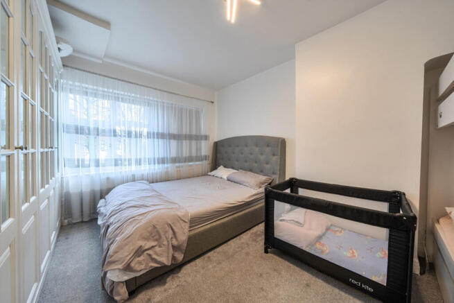 1403115-8-697a123...