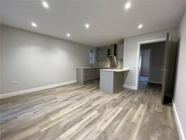 Flat 3, Boyles House, Steel Close, Newbury RG14 7DT