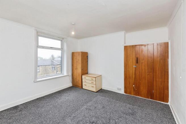 4 bed Terraced for sale Image 10