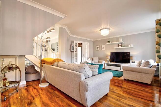 Lounge 3