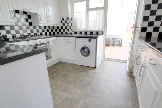 KITCHEN: