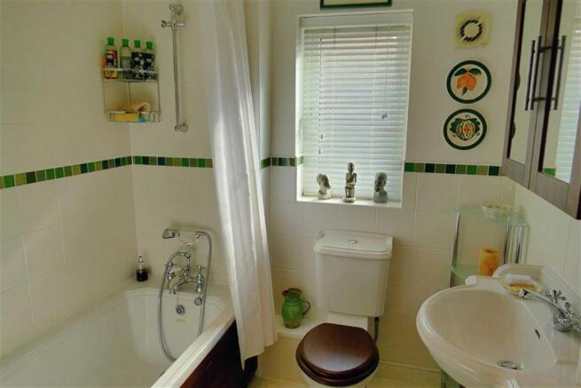 Photo 16