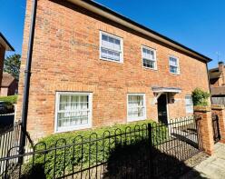 11, Monachus Row, Hartley Wintney, Hook RG27 8DA