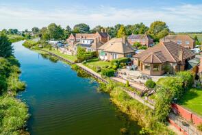43, Station Road, Surfleet, Spalding PE11 4DB