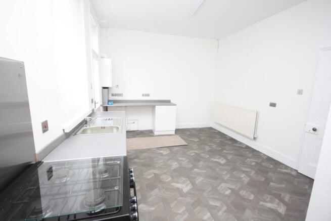 Kitchen / Dining Roo