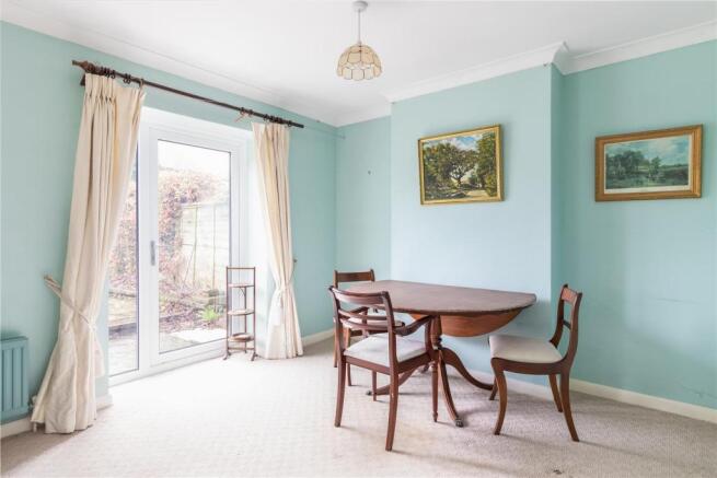 LIVING/DINING ROOM