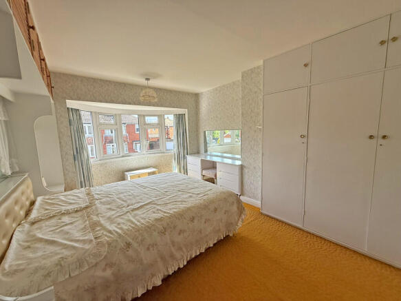 3 bed Semi-Detached for sale Image 7