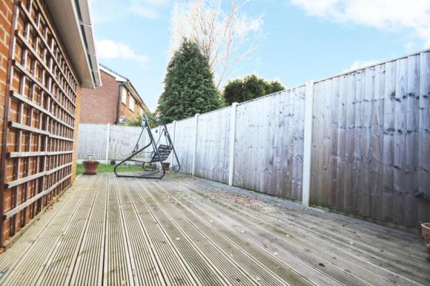 SIDE DECKED AREA