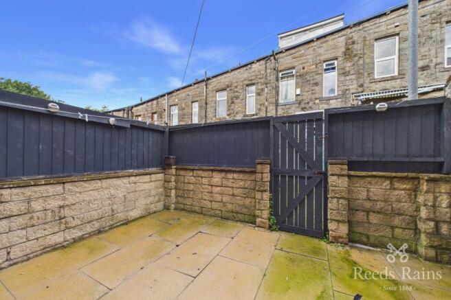 3 bed Terraced for sale Image 12