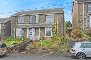 8, Bryn Terrace, Caerau, Maesteg CF34 0UR