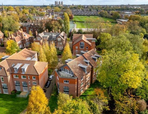 3 bed Apartment for sale in york