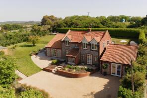 Marshlands, Coast Road, Holt NR25 7XG
