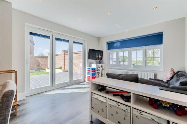 4 bed Detached for sale Image 6