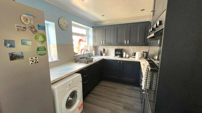 3 bed Bungalow for sale Image 10