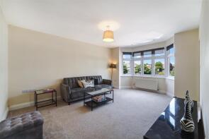 2d, Meadway, Raynes Park SW20 9HY