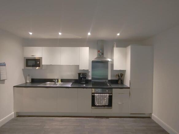 Whitchurch Lane, Bristol, BS14 photo 3