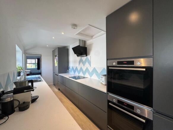 WhatsApp Image 2025-09-29 at 11.36.54_ab0526bf.jpg