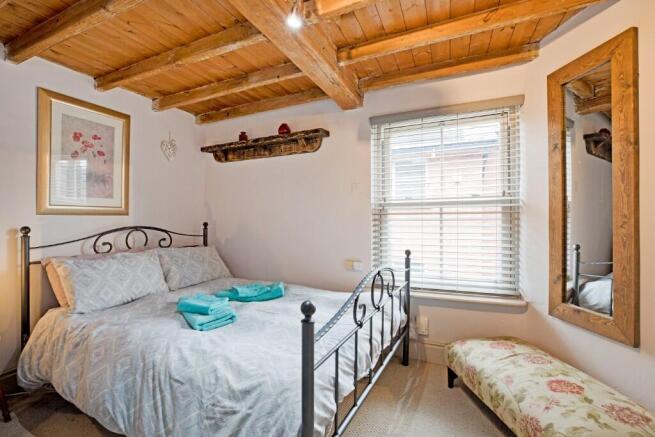 2 bed Terraced for sale Image 10