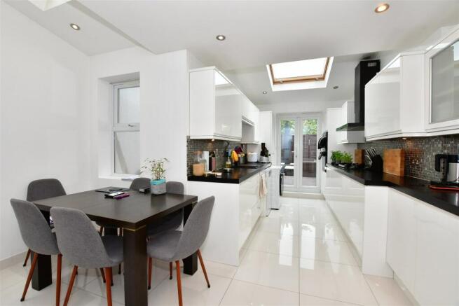 Kitchen/Dining Room