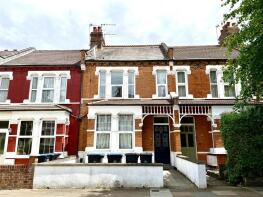 17, Hardwicke Road, London N13 4SL