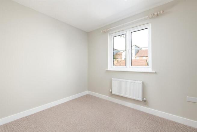 Bedroom2_1.jpg