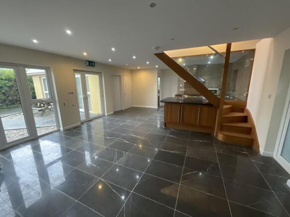 20241129_14311131...