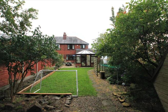 55 Rydal Road garden 2.JPG