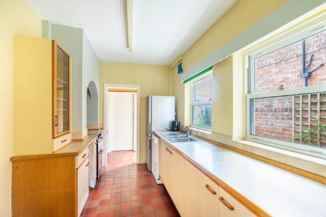 3 bed Terraced for sale Image 7