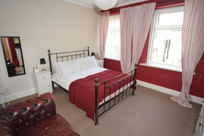 BEDROOM 1