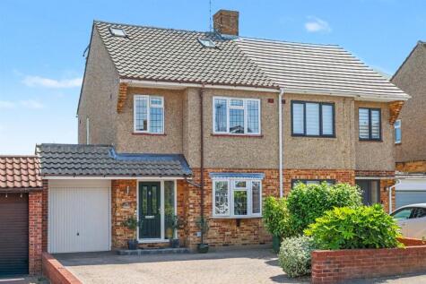 The Chase, Rayleigh, Essex, SS6 8QP