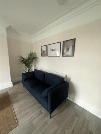 1 bed Terraced to rent Image 6